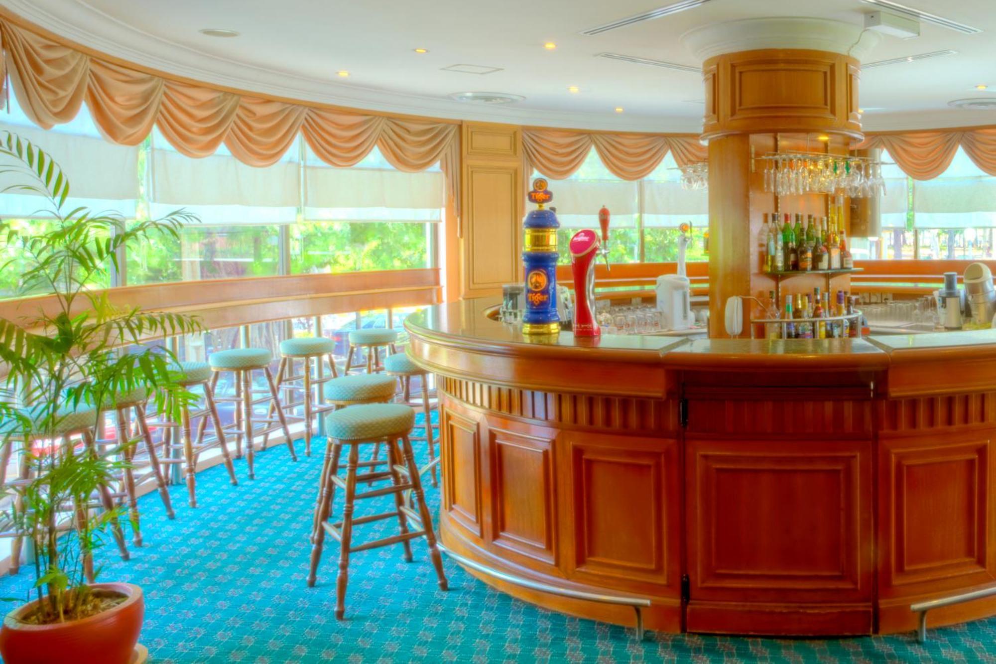 Sunway Hotel Phnom Penh Exterior photo