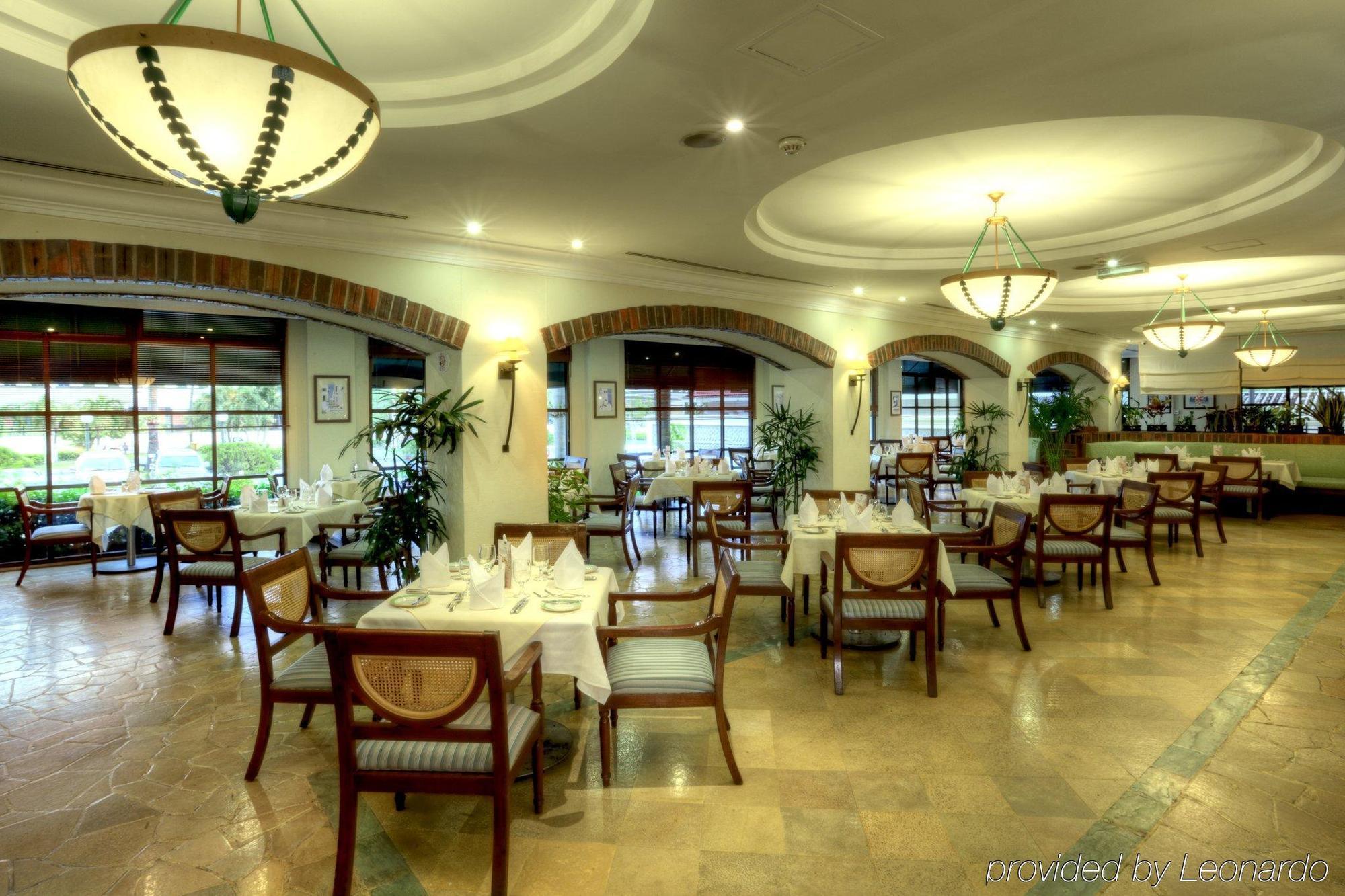 Sunway Hotel Phnom Penh Exterior photo