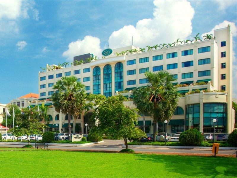 Sunway Hotel Phnom Penh Exterior photo