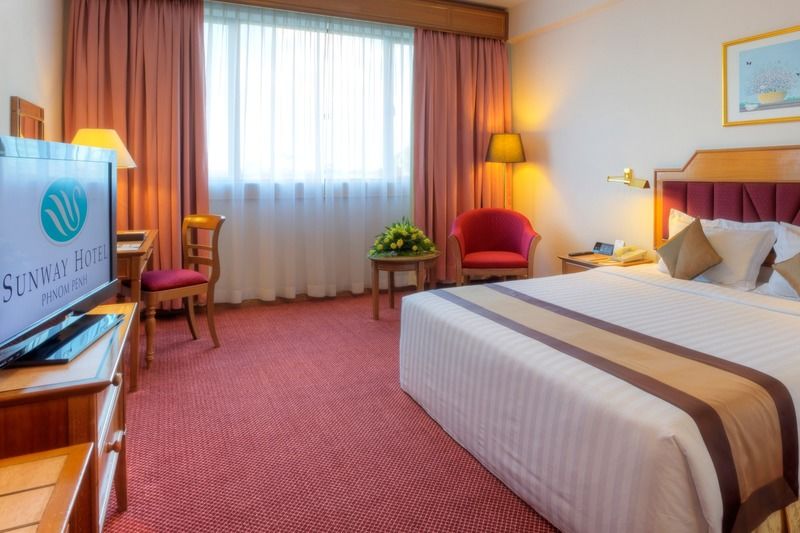 Sunway Hotel Phnom Penh Exterior photo