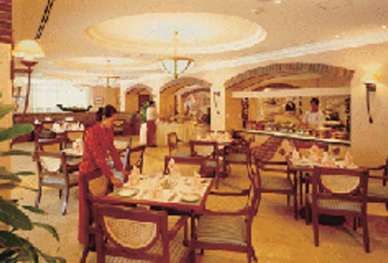 Sunway Hotel Phnom Penh Exterior photo