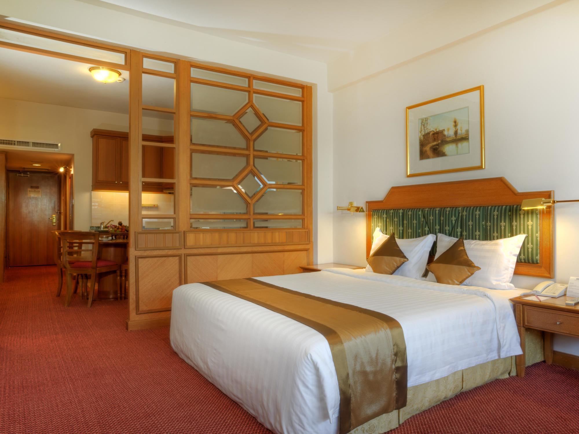 Sunway Hotel Phnom Penh Exterior photo