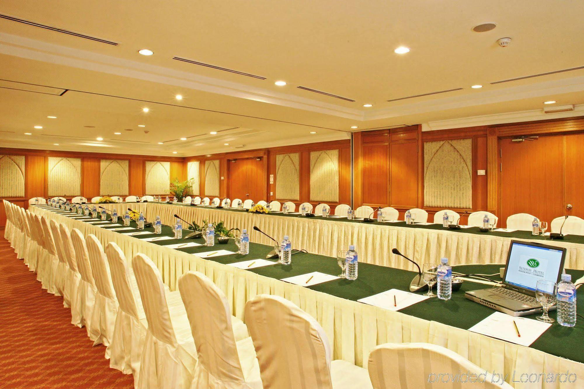Sunway Hotel Phnom Penh Business photo