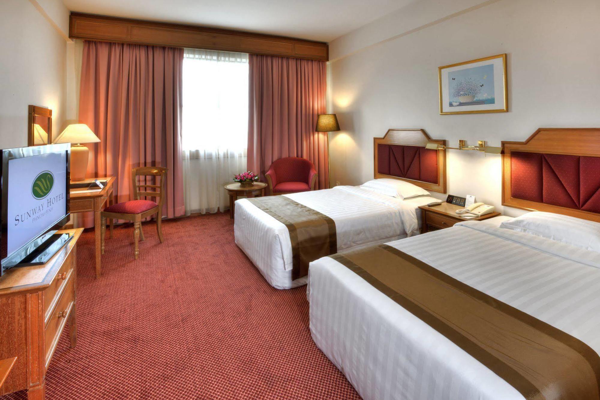 Sunway Hotel Phnom Penh Exterior photo